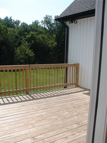 4034 Waterview Road, High Point, NC 27265