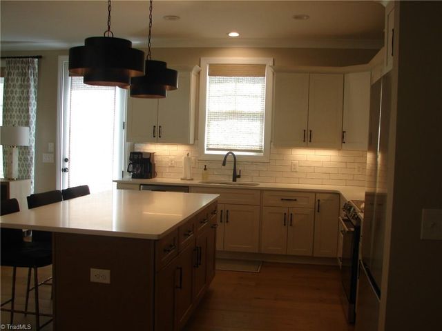 4034 Waterview Road, High Point, NC 27265