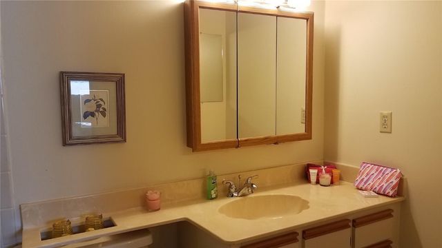 121 SE 3rd Avenue 106, Dania Beach, FL 33004