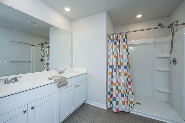 8016 Reagan Way, North Charleston, SC 29418