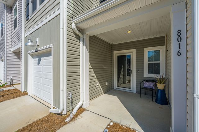 8016 Reagan Way, North Charleston, SC 29418