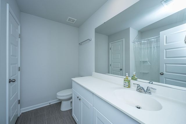 8016 Reagan Way, North Charleston, SC 29418