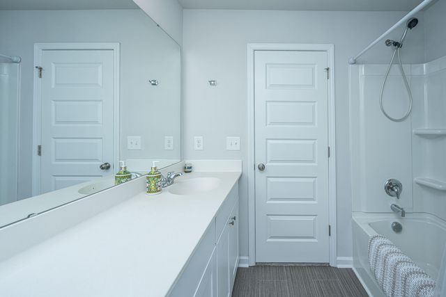 8016 Reagan Way, North Charleston, SC 29418