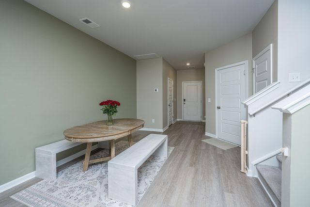 8016 Reagan Way, North Charleston, SC 29418