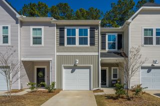 8016 Reagan Way, North Charleston, SC 29418