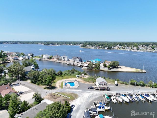 30 Corrigan Avenue, Pine Beach, NJ 08741