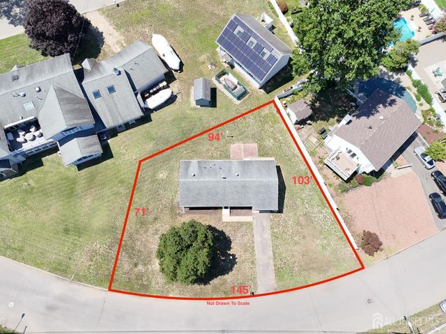 30 Corrigan Avenue, Pine Beach, NJ 08741