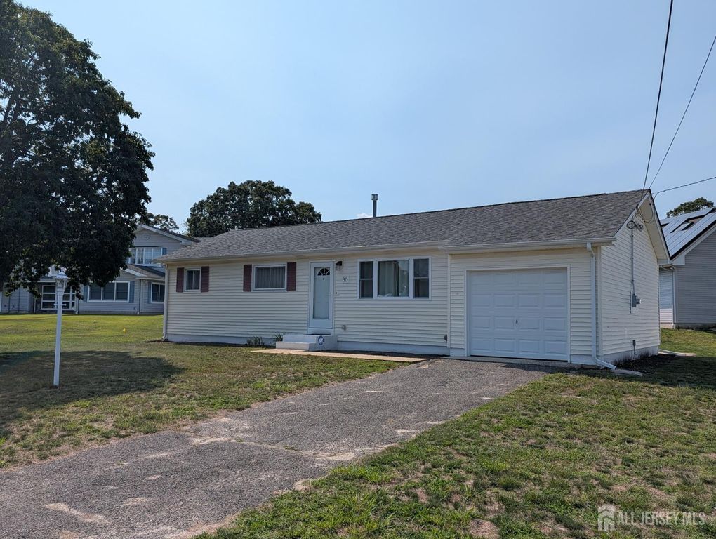 30 Corrigan Avenue, Pine Beach, NJ 08741