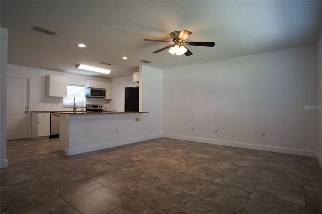 217 W MAPLE STREET, Davenport, FL 33837