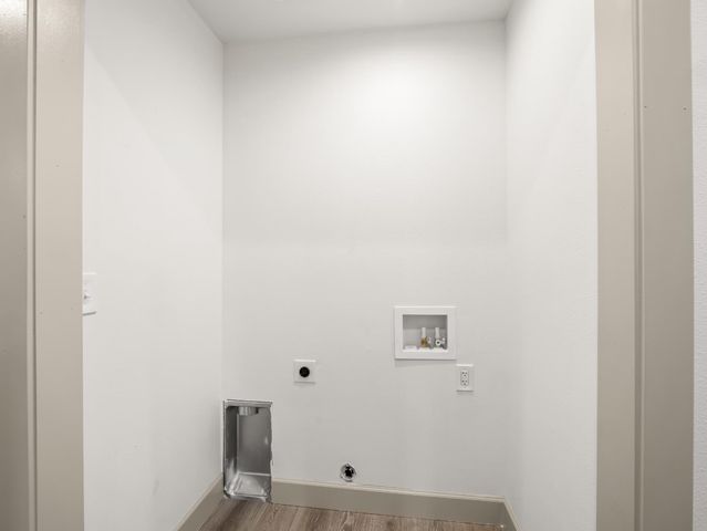 3055 E Olney Avenue, Fresno, CA 93725