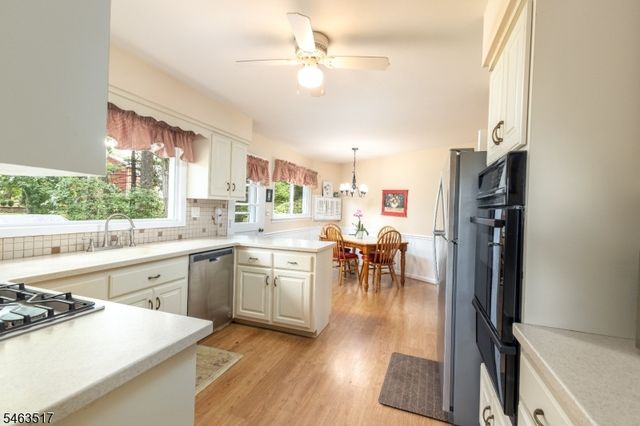 16 Warren Pl, Berkeley Heights Twp., NJ 07974