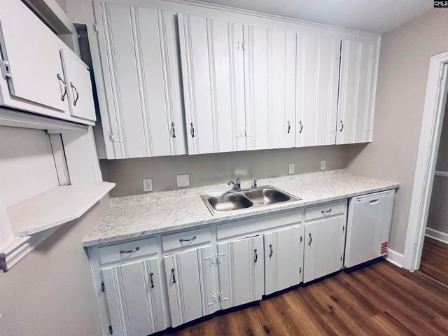 11 Holiday Circle, Columbia, SC 29206