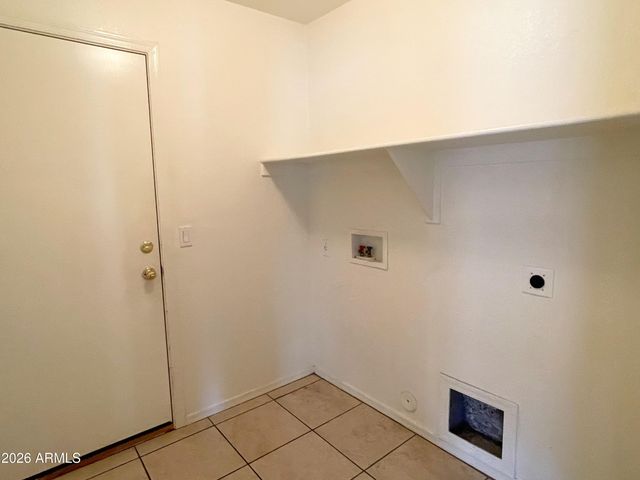 7220 S 55th Drive, Laveen, AZ 85339