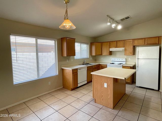 7220 S 55th Drive, Laveen, AZ 85339