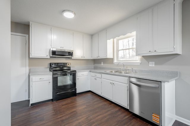 185 Glenview Drive, Trenton, GA 30752