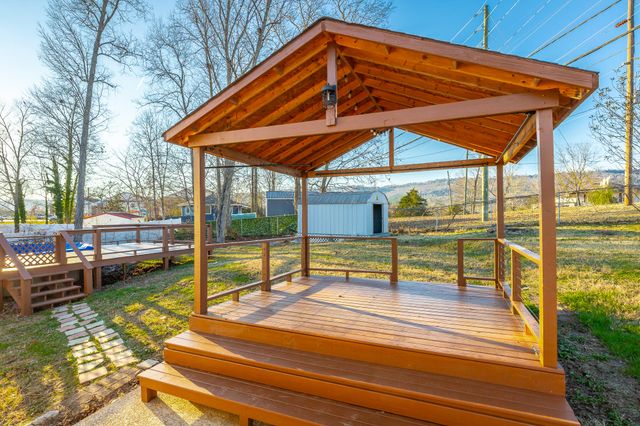 185 Glenview Drive, Trenton, GA 30752