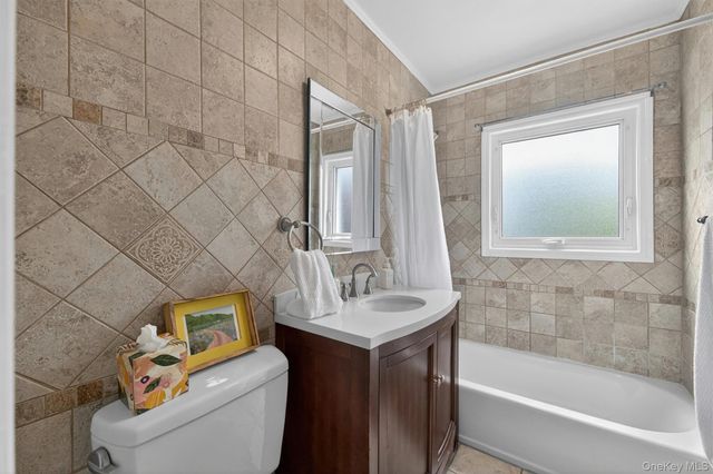 3215 Bruckner Boulevard, Bronx, NY 10461