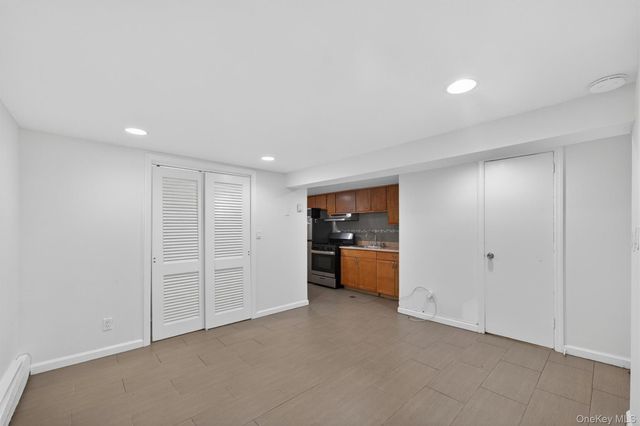 3215 Bruckner Boulevard, Bronx, NY 10461
