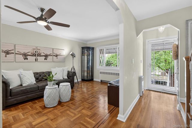 3215 Bruckner Boulevard, Bronx, NY 10461