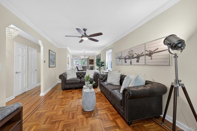 3215 Bruckner Boulevard, Bronx, NY 10461