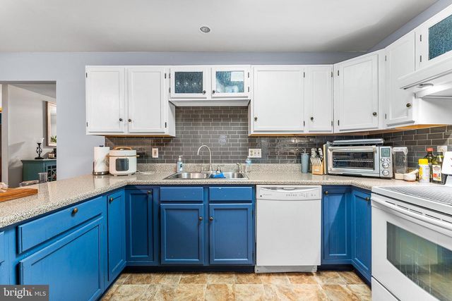 131 QUAKER RD, Pennsville, NJ 08070