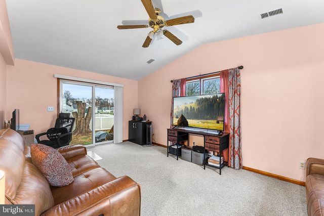 131 QUAKER RD, Pennsville, NJ 08070