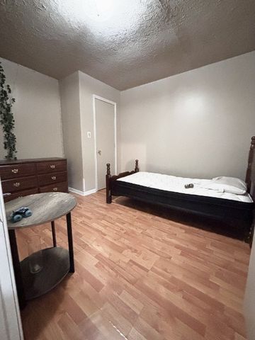 737 Dupuy St., Hopkinsville, KY 42240