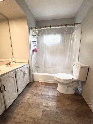 737 Dupuy St., Hopkinsville, KY 42240