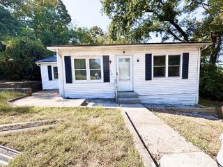 737 Dupuy St., Hopkinsville, KY 42240