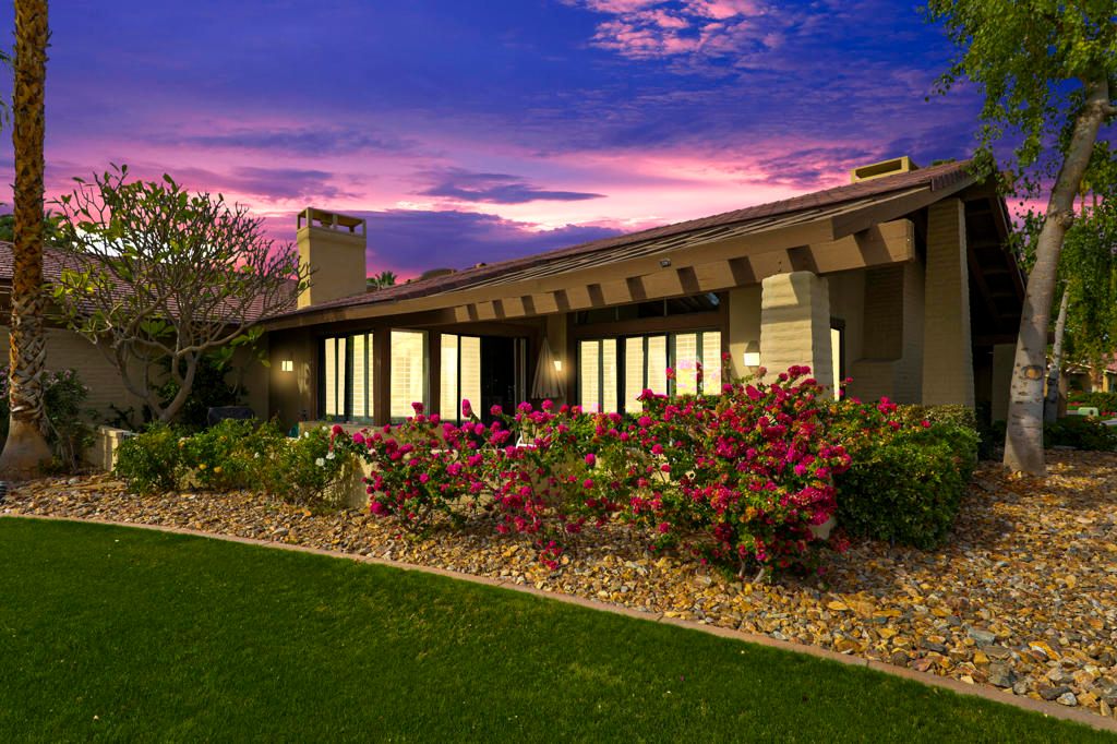 Image 2 of property listing at 229 Green Mountain Drive, Palm Desert, CA 92211