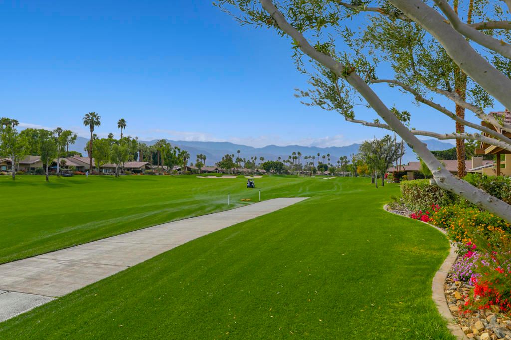 Image 35 of property listing at 229 Green Mountain Drive, Palm Desert, CA 92211