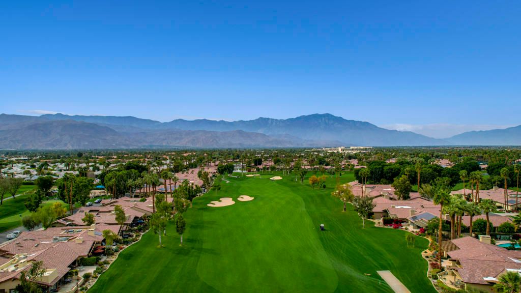 Image 39 of property listing at 229 Green Mountain Drive, Palm Desert, CA 92211
