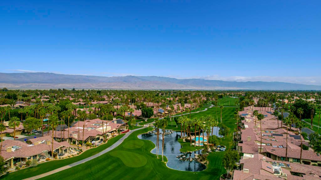 Image 41 of property listing at 229 Green Mountain Drive, Palm Desert, CA 92211