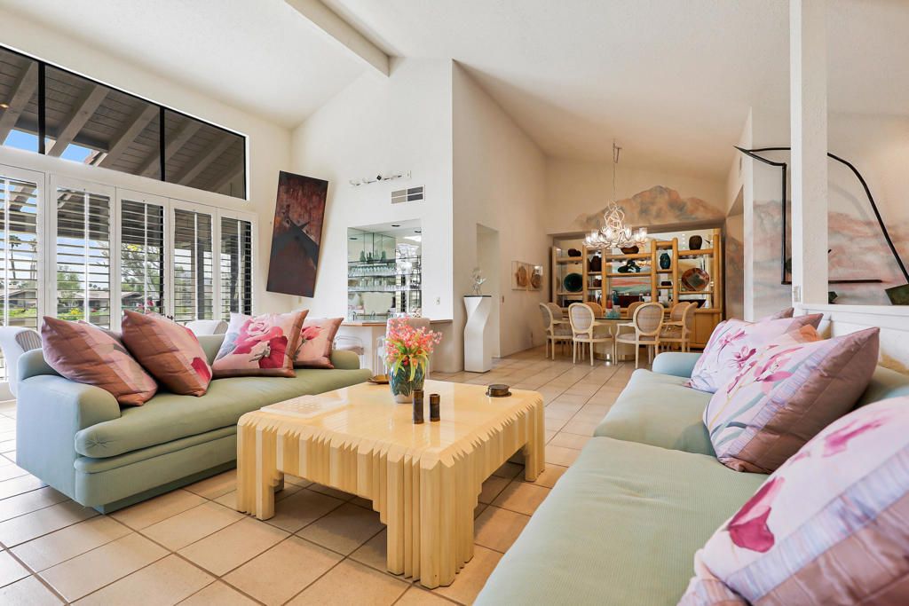 Image 8 of property listing at 229 Green Mountain Drive, Palm Desert, CA 92211
