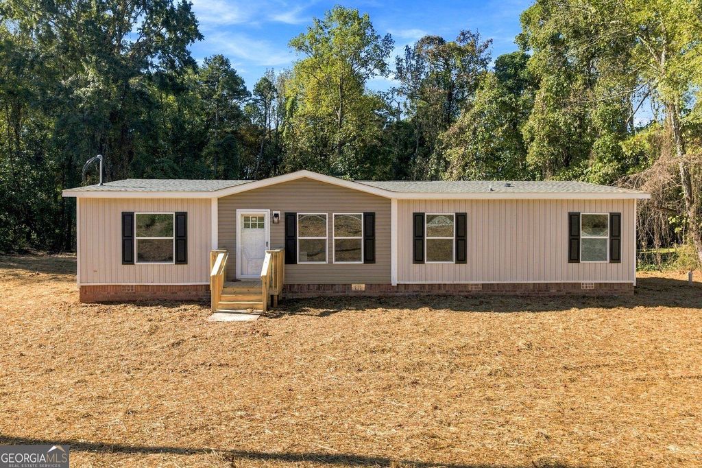 76 Tom Yarbrough Road, Maysville, GA 30558 — exterior
