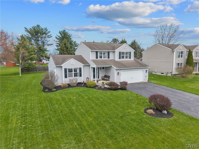 6028 Monopoli Path, Cicero, NY 13039