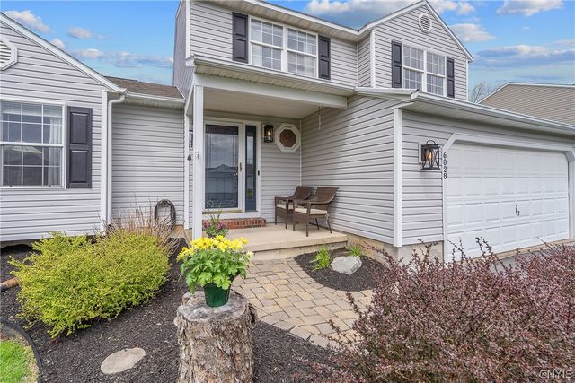 6028 Monopoli Path, Cicero, NY 13039