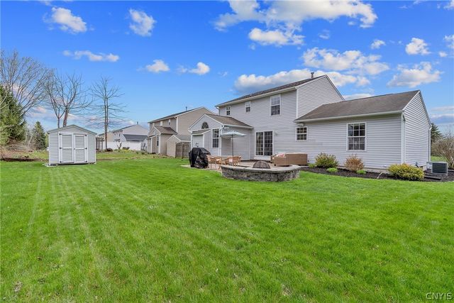 6028 Monopoli Path, Cicero, NY 13039
