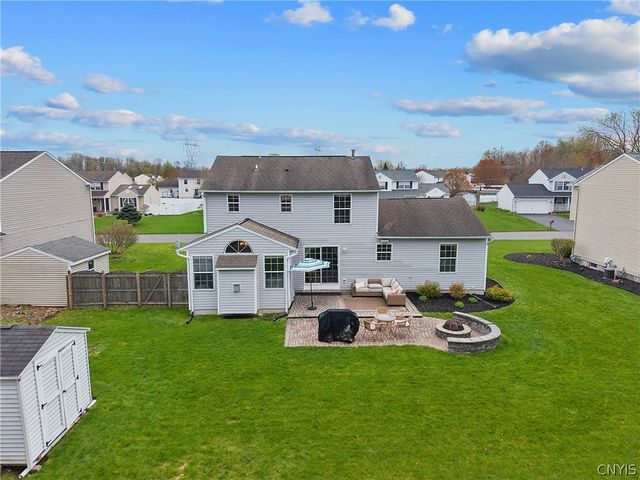 6028 Monopoli Path, Cicero, NY 13039