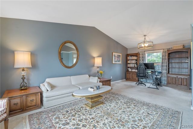 6028 Monopoli Path, Cicero, NY 13039