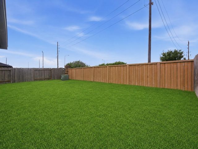 29250 Pikes Peak Drive, Katy, TX 77494