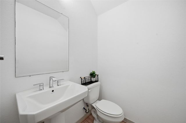 29250 Pikes Peak Drive, Katy, TX 77494