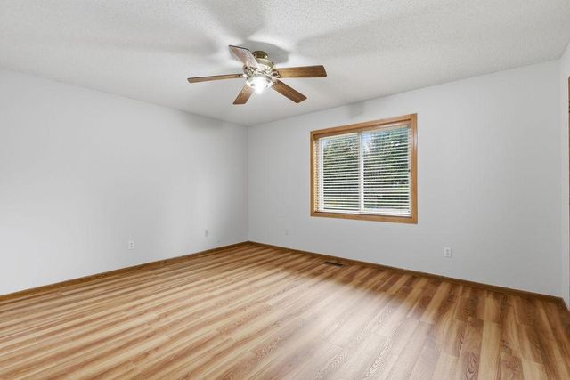 17373 Glencoe Avenue, Lakeville, MN 55044