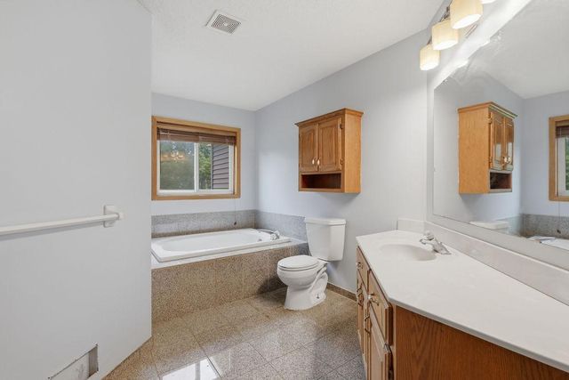 17373 Glencoe Avenue, Lakeville, MN 55044