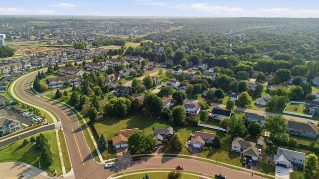 17373 Glencoe Avenue, Lakeville, MN 55044