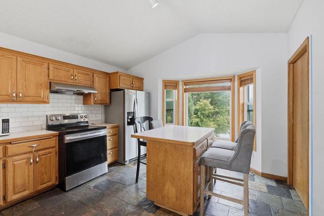 17373 Glencoe Avenue, Lakeville, MN 55044