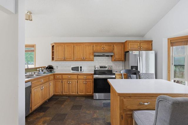17373 Glencoe Avenue, Lakeville, MN 55044
