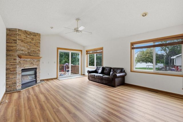 17373 Glencoe Avenue, Lakeville, MN 55044