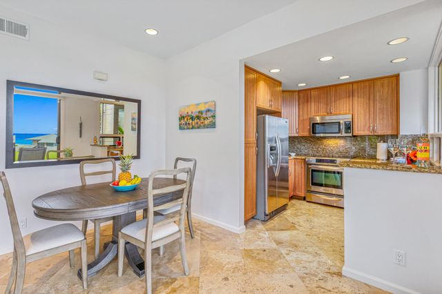 500 Bay Dr 12G4, Lahaina, HI 96761