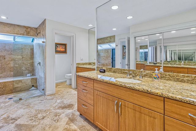 500 Bay Dr 12G4, Lahaina, HI 96761